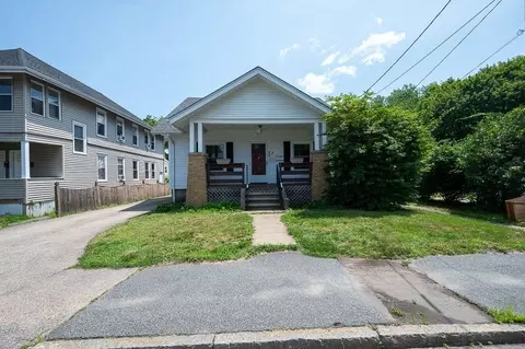 438 Hollis St, Framingham, MA 01702