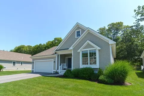 12 Crestview Dr #12, Westport, MA 02790