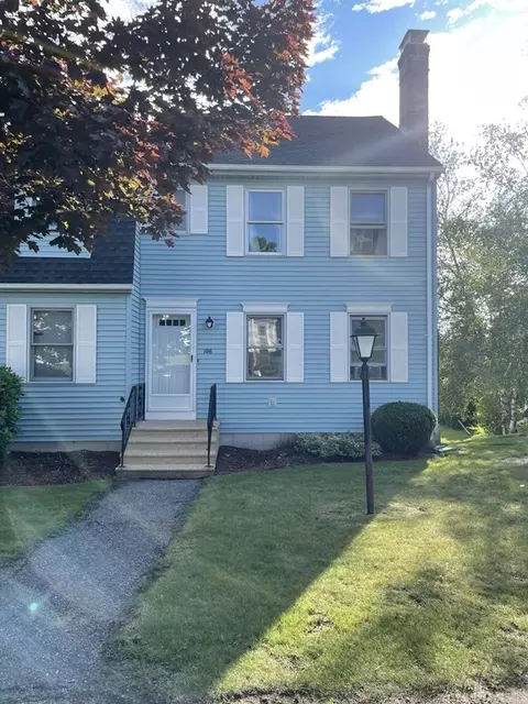 108 Century Way #108, Gardner, MA 01440