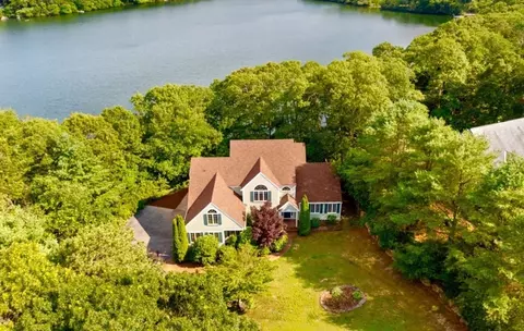 7 Southview Way, Falmouth, MA 02536