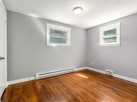 40 Dennis St, Springfield, MA 01118 photo 11