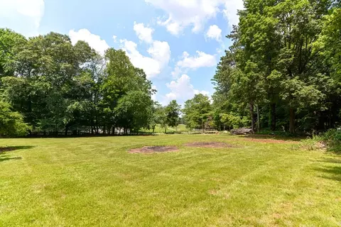 1 North Street, Medfield, MA 02052