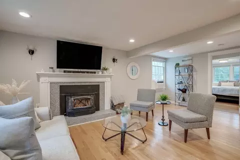 11 Springvale Rd, Reading, MA 01867 photo 9