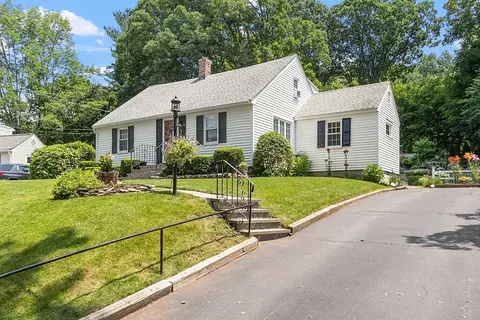 41 Darnell, Worcester, MA 01606 photo 2