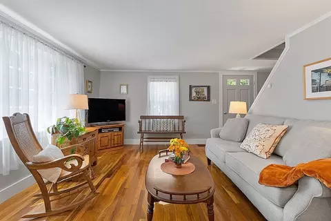 41 Darnell, Worcester, MA 01606 photo 5