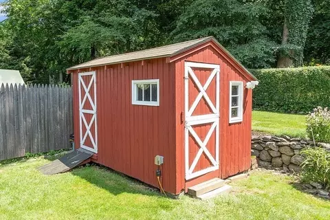 41 Darnell, Worcester, MA 01606 photo 36