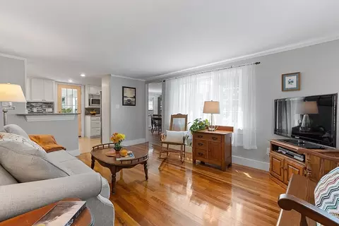 41 Darnell, Worcester, MA 01606 photo 3