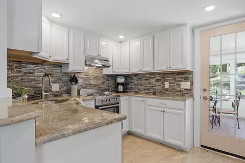 41 Darnell, Worcester, MA 01606 photo 14