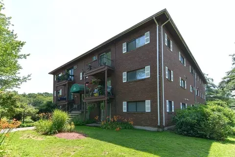 300 Codman Hill Rd #24C, Boxborough, MA 01719