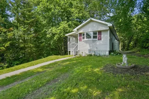 3 Irene Ave, Webster, MA 01570 photo 2
