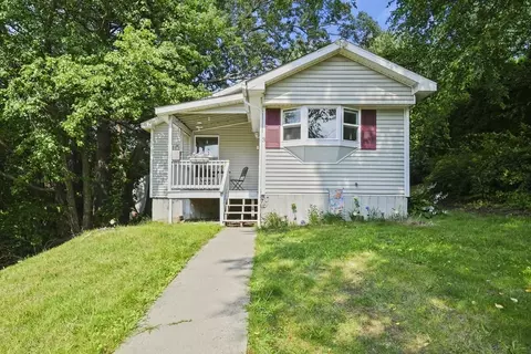 3 Irene Ave, Webster, MA 01570