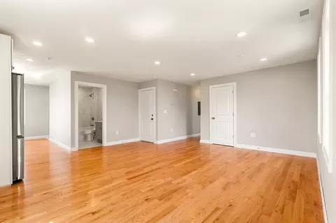 492 Cabot St #3, Beverly, MA 01915 photo 6
