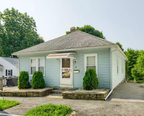 15 Ellsmere St, Worcester, MA 01604