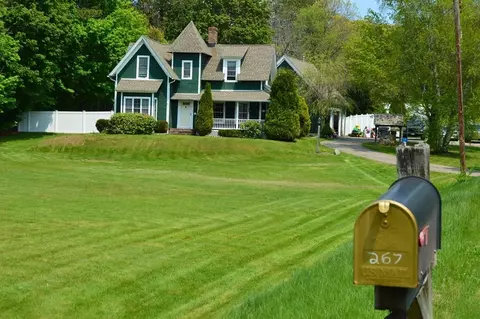 267 Providence Rd, Grafton, MA 01560