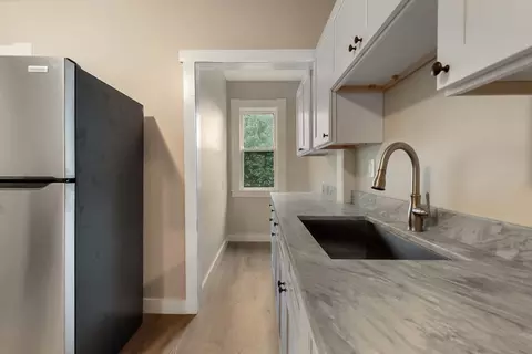 93 White St, Springfield, MA 01108 photo 22