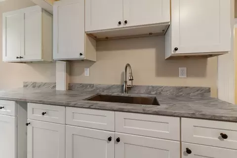 93 White St, Springfield, MA 01108 photo 21