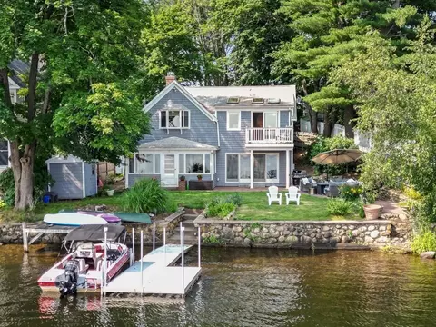 14 Birchmeadow, Amesbury, MA 01913