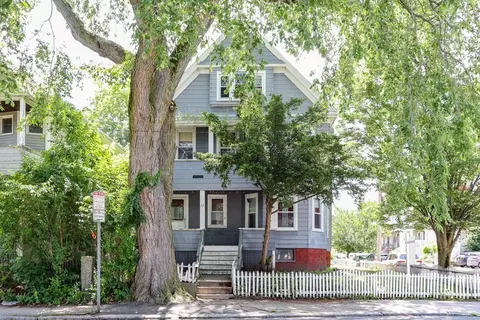37 Warner St, Somerville, MA 02144