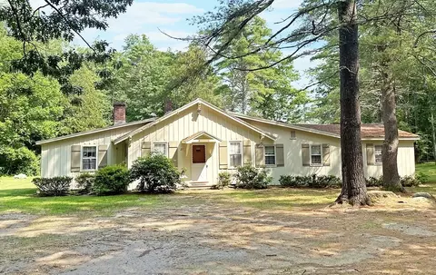 27 Camels Hump Rd, Petersham, MA 01366