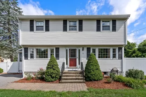 10 Oloughlin Dr, Tewksbury, MA 01876