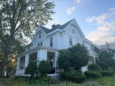116 Highland Ave, Fitchburg, MA 01420