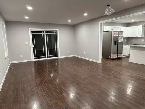 11 King St, Springfield, MA 01109 photo 4
