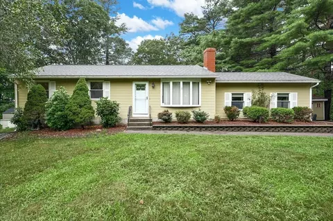 131 Blackstone St, Blackstone, MA 01504