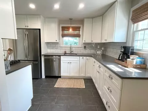 42 Kipling St, Springfield, MA 01118 photo 6