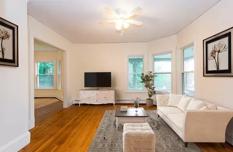 29 High St, Stoneham, MA 02180 photo 9