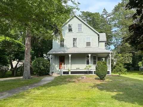 29 High St, Stoneham, MA 02180 photo 2