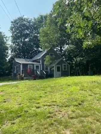56 River St, Brockton, MA 02302