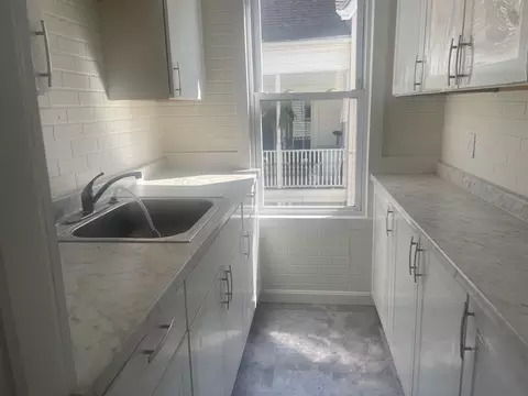 29 Trinity Ave, Lynn, MA 01902 photo 6