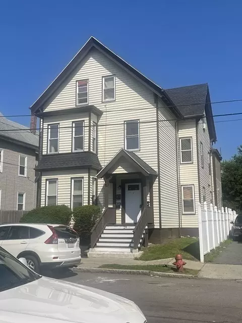 29 Trinity Ave, Lynn, MA 01902 photo 3