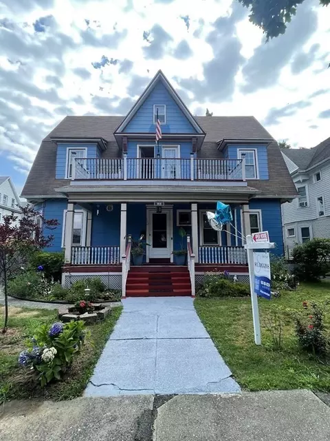 15 Churchill St, Springfield, MA 01108