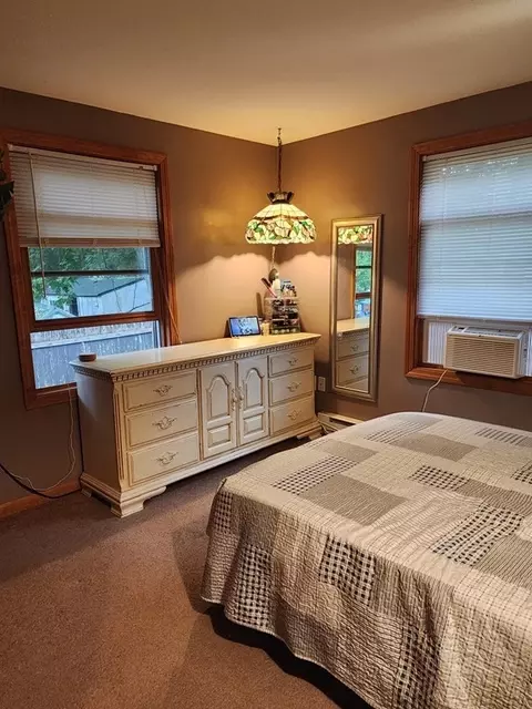 110 Lorimer St, Springfield, MA 01151 photo 13
