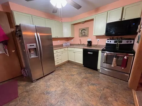 110 Lorimer St, Springfield, MA 01151 photo 10