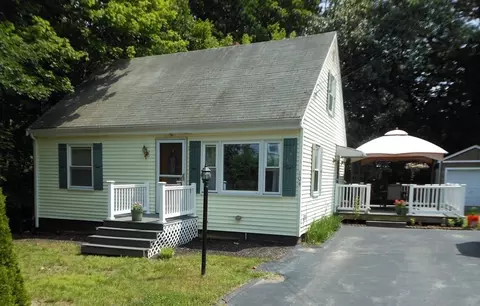 104 Senna Rd, Fitchburg, MA 01420