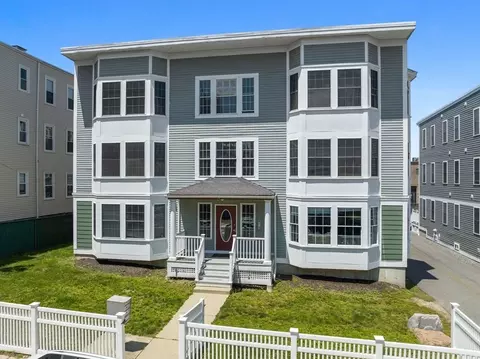 10 Saco St #3, Dorchester, MA 02122