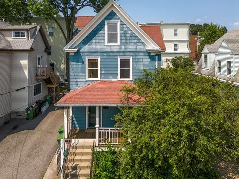 7 Arthur Ter, Watertown, MA 02472
