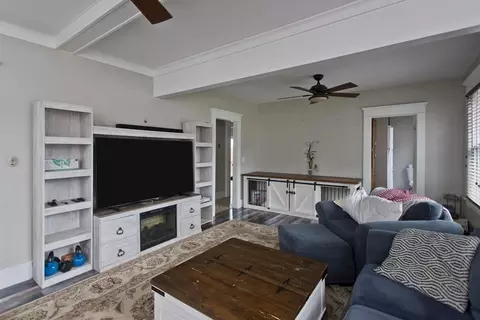 145 Carr St, Springfield, MA 01118 photo 8
