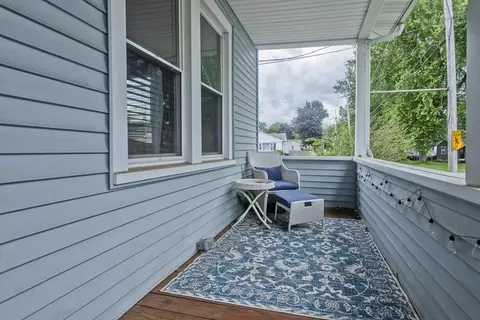 145 Carr St, Springfield, MA 01118 photo 2