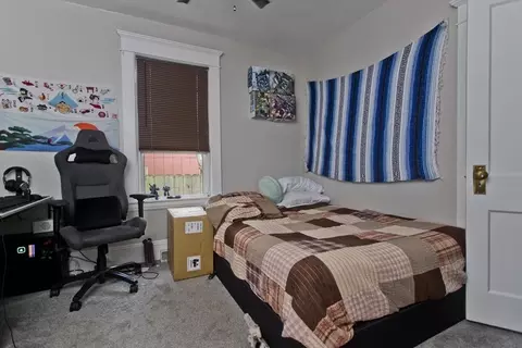 145 Carr St, Springfield, MA 01118 photo 25