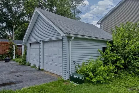 145 Carr St, Springfield, MA 01118 photo 39