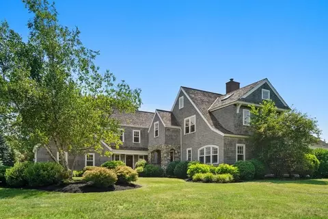4 Fletcher Steele Way, Milton, MA 02186