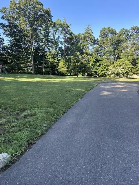 57 Sycamore Rd, Braintree, MA 02184