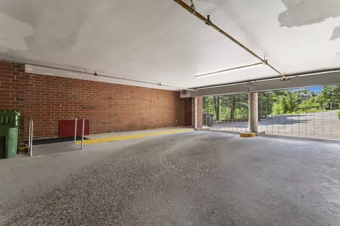 4 Summit Dr #001, Reading, MA 01867 photo 27