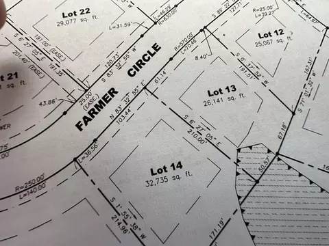 lot14 Farmer Cir, East Longmeadow, MA 01028