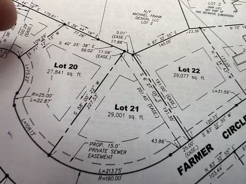 lot21 Farmer Cir, East Longmeadow, MA 01028