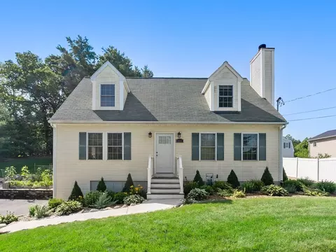 153 Main St, Douglas, MA 01516