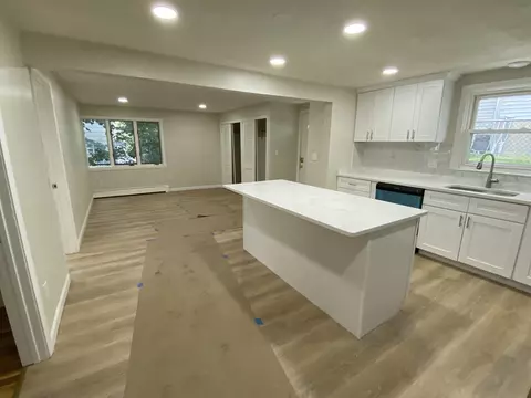 8 Bennett, Everett, MA 02149 photo 3